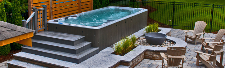 Hot tub in backyard